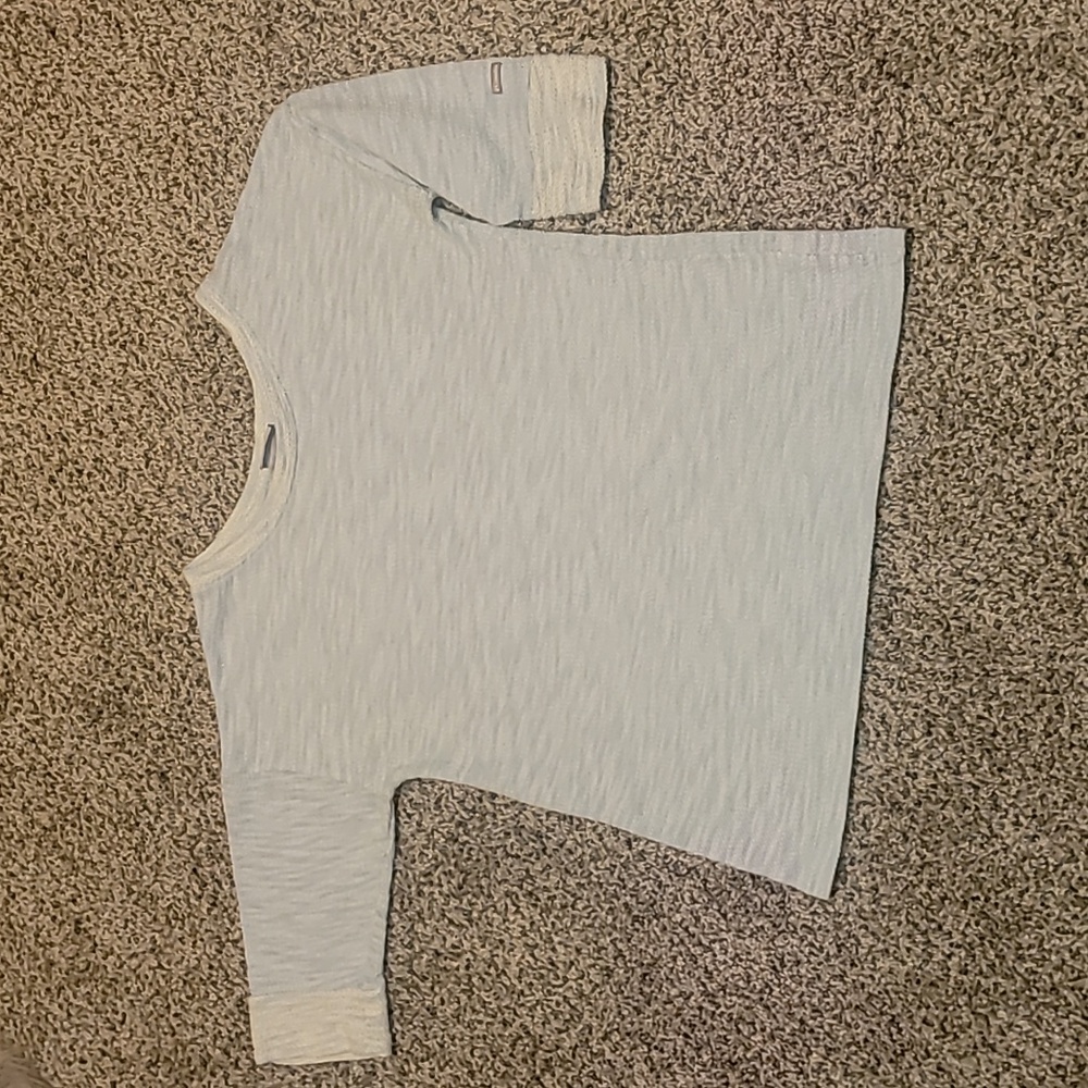 Columbia light sweater shirt